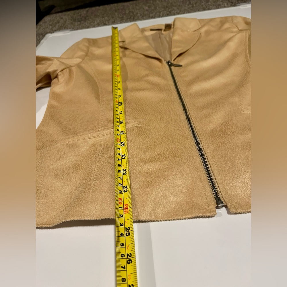 VNTG Chico's Yellow Snakeskin Embossed Faux Suede Jacket, Women’s Large - Picture 9 of 9
